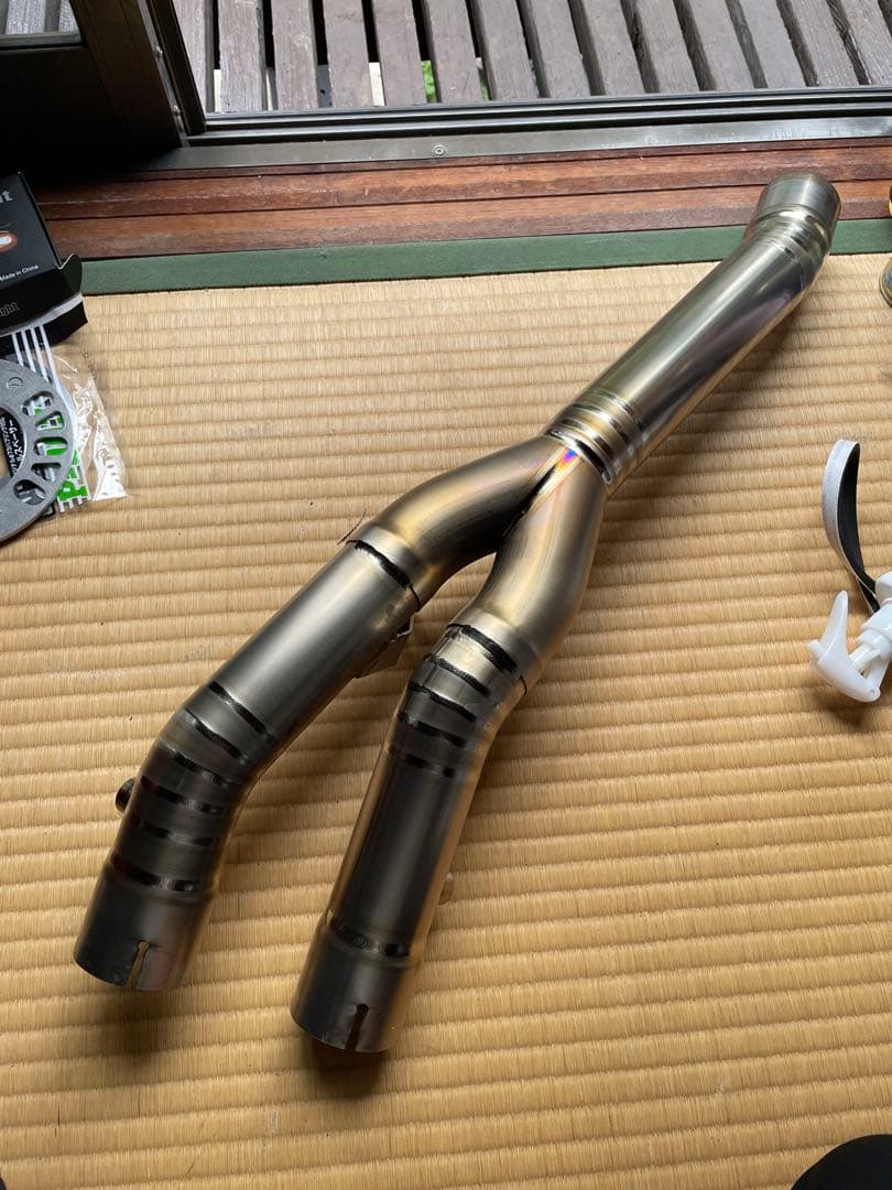 値下げ！yzf-r1 mt-10 チタンリンクパイプ　ピンクファクトリー　美品