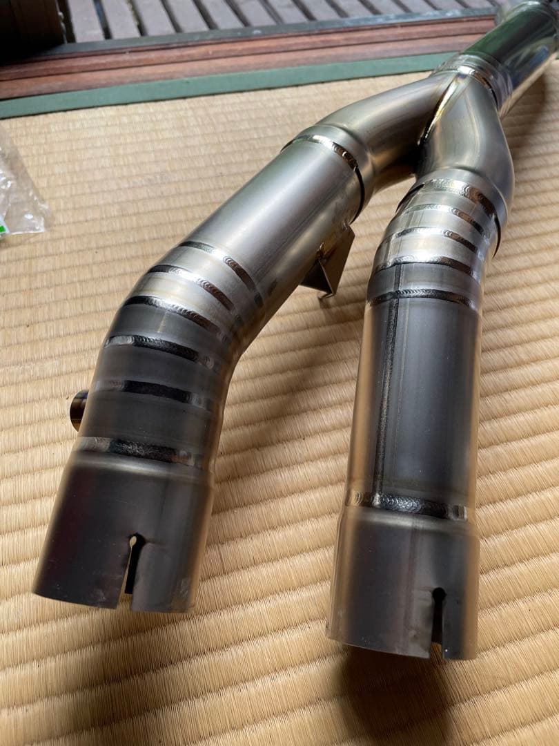 値下げ！yzf-r1 mt-10 チタンリンクパイプ　ピンクファクトリー　美品