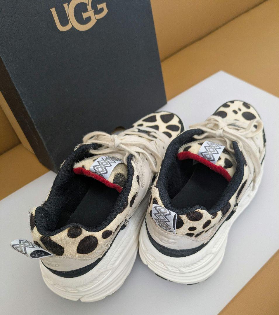 UGG×Atmos コラボ スニーカー