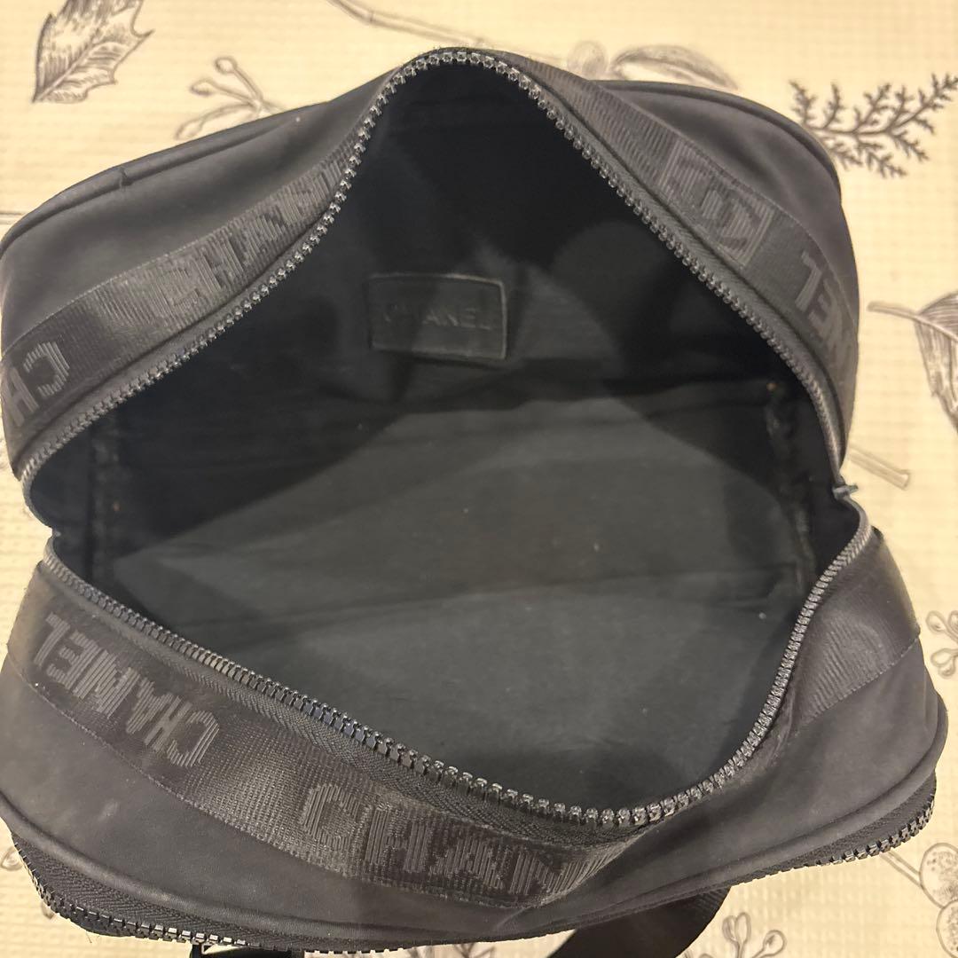 CHANEL ブラック ショルダーバッグ ノベルティ