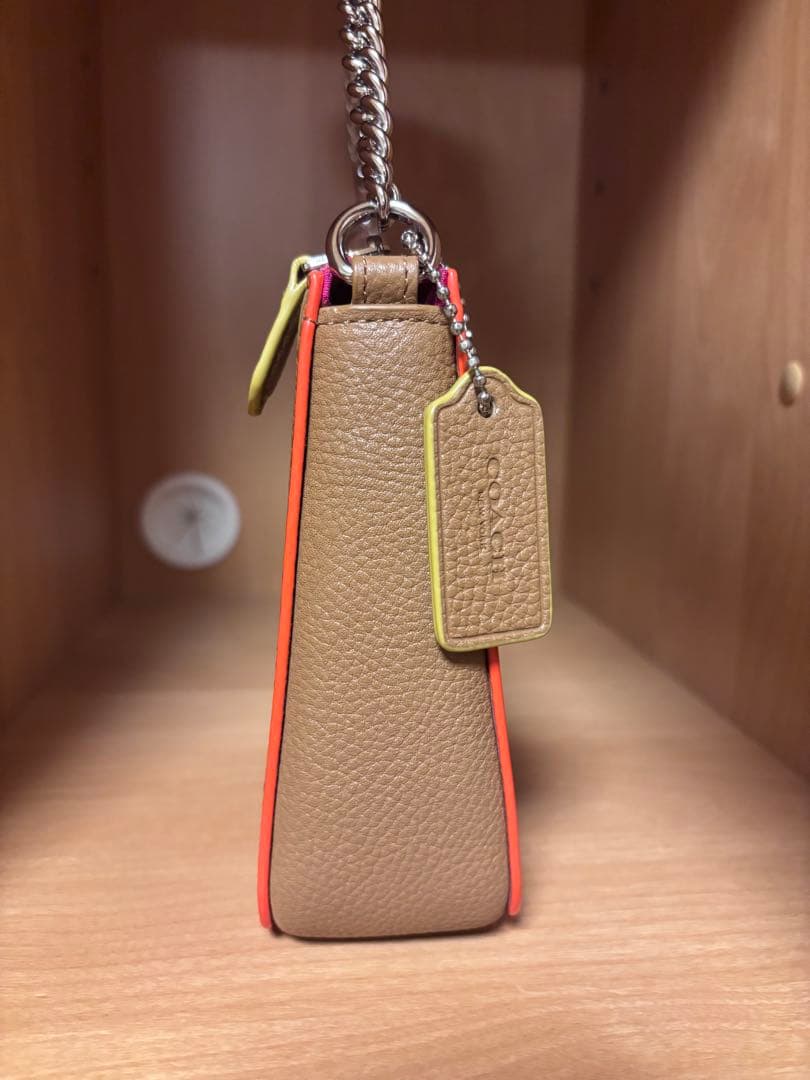 COACH ベージュ ピンク ショルダーバッグ、ハンドバッグ