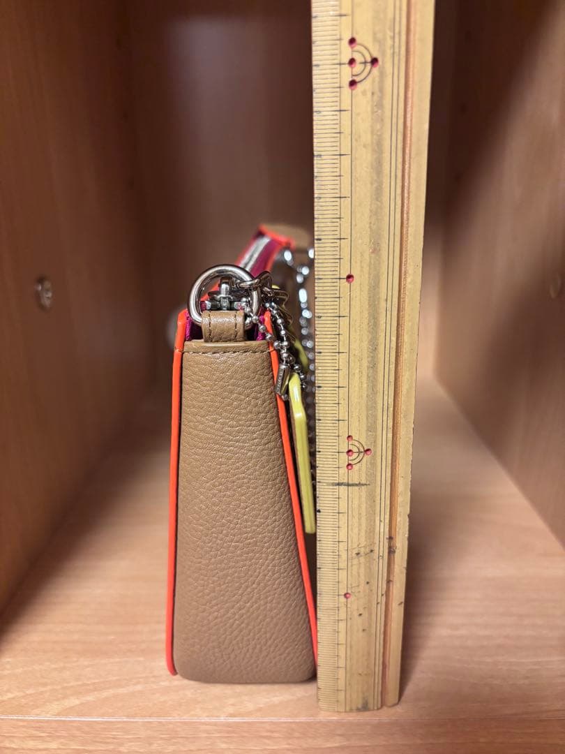 COACH ベージュ ピンク ショルダーバッグ、ハンドバッグ