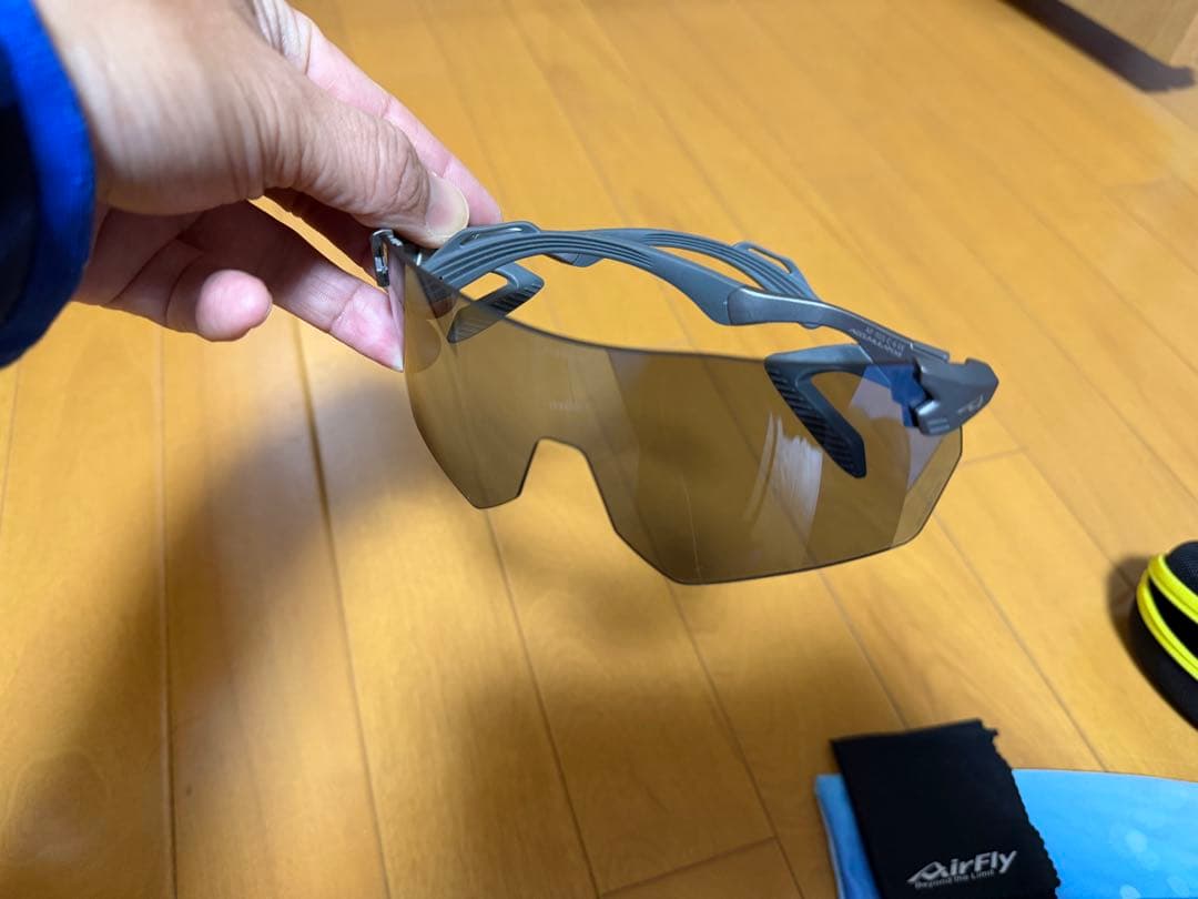 ユージーン　AirFly AF-305 C-6CYMT サングラス