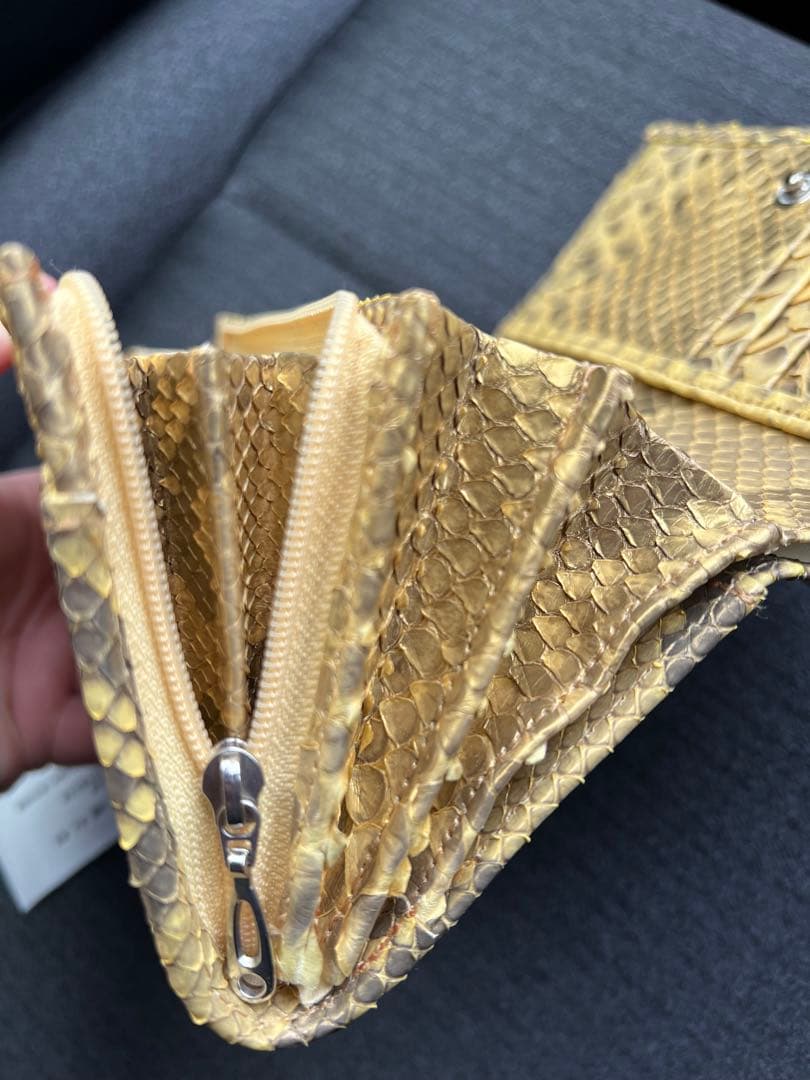 ヘビ革 無双ゴールド 二つ折り財布