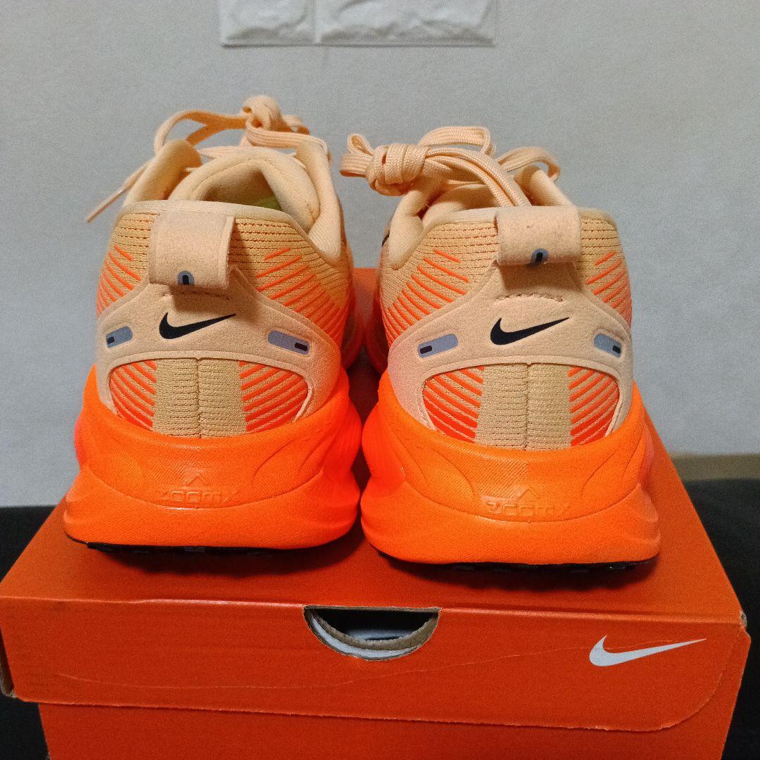 Nike ランニングシューズ zoom ボメロ18 　26.5㎝