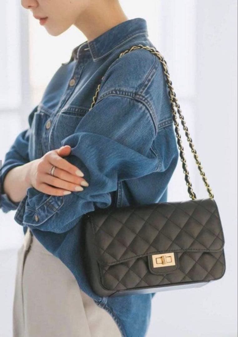 【新品未使用】ノーブル　NOBLE キルティングレザーチェーンバッグ ブラック