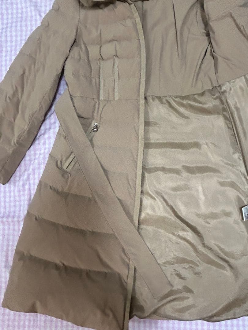 エムズグレイシー　ベージュ　ダウン　ロングコート　リボンつき　レッキスファー