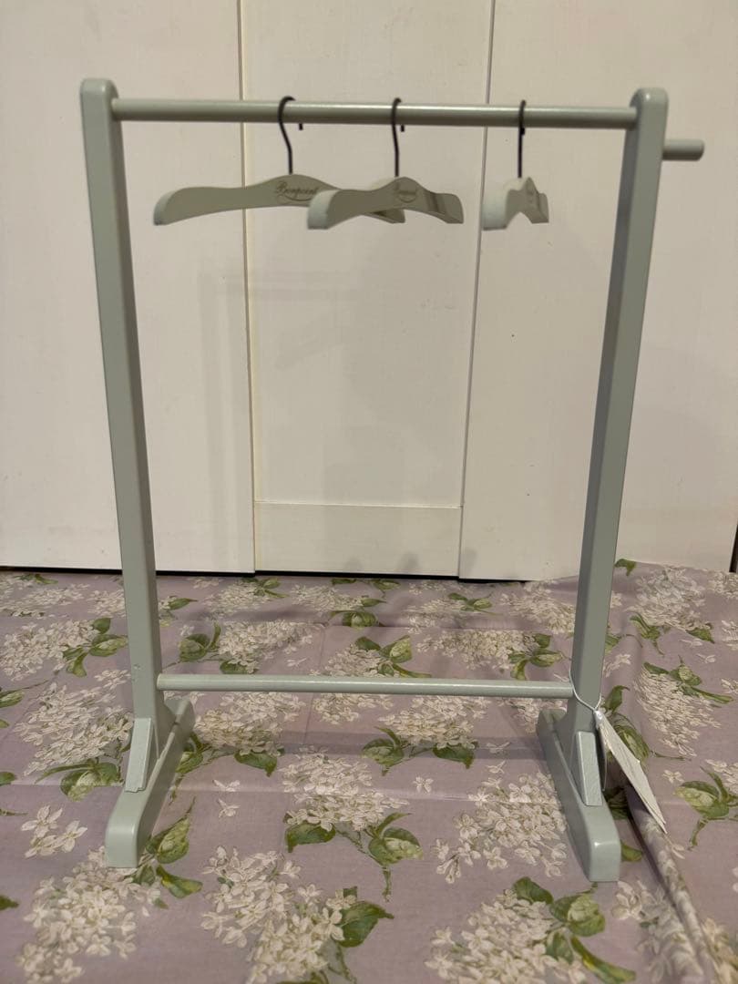 Bonpoint(ボンポワン)チェリーちゃん　ハンガーラック 3ハンガー付き