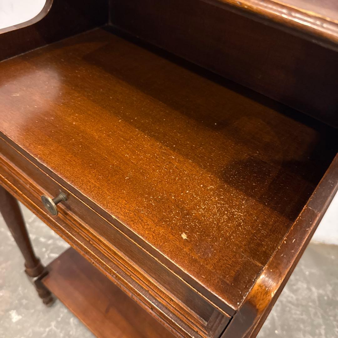 ヴィンテージ　サイドテーブル　ベッドサイドテーブル　フランス