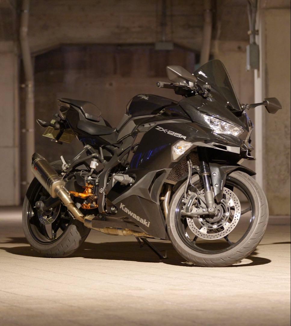 Akrapovic Ninja ZX-25R用フルエキゾーストマフラー