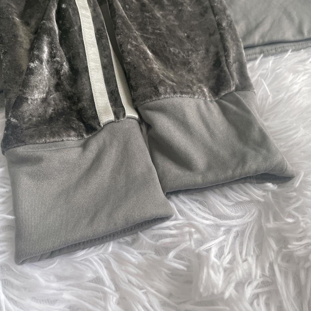 【希少】アディダス　セットアップ　ベロア　フレアパンツ　y2k M ライン