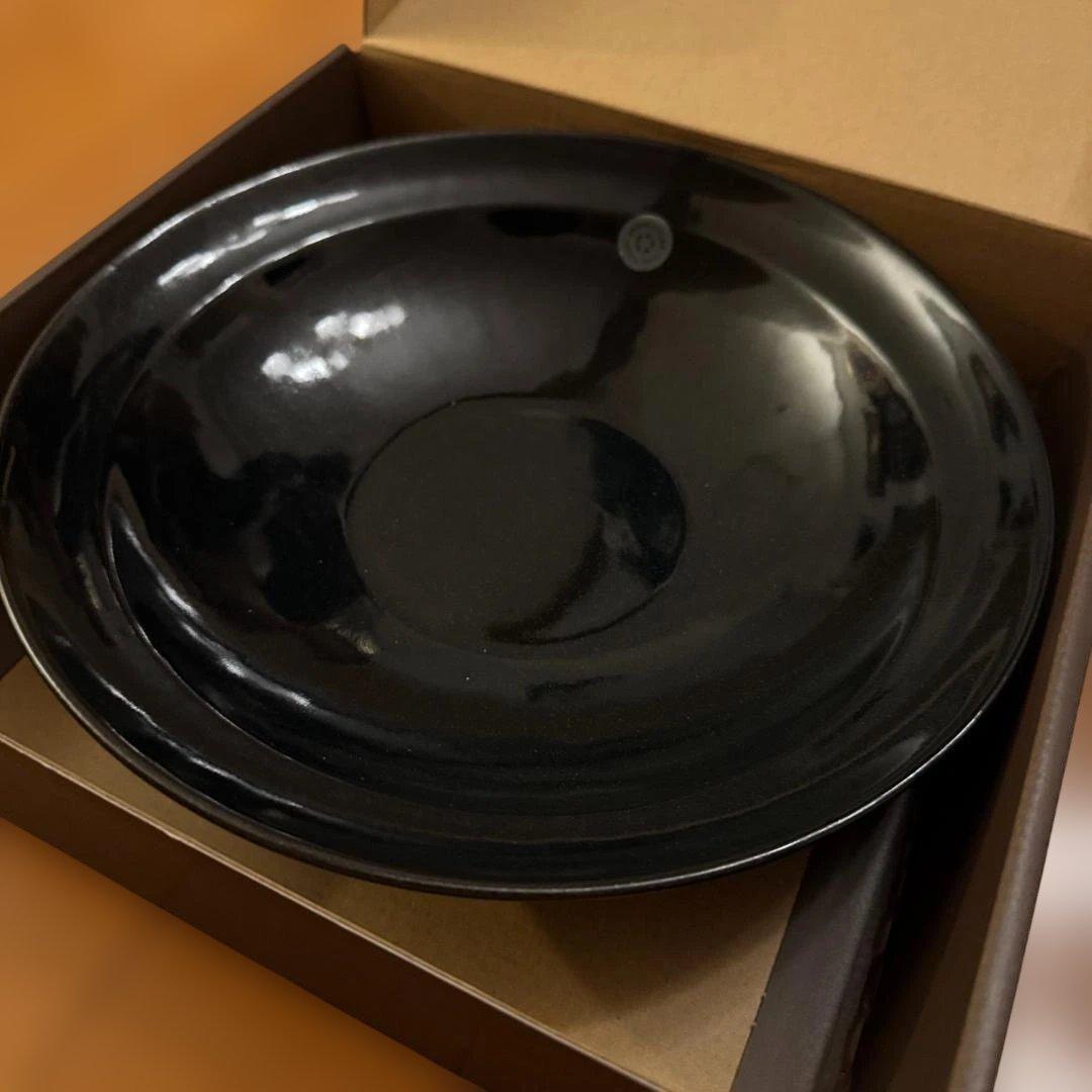 新品 バーミキュラ シャロウボウル リム 24cm 皿 2枚セット 黒白