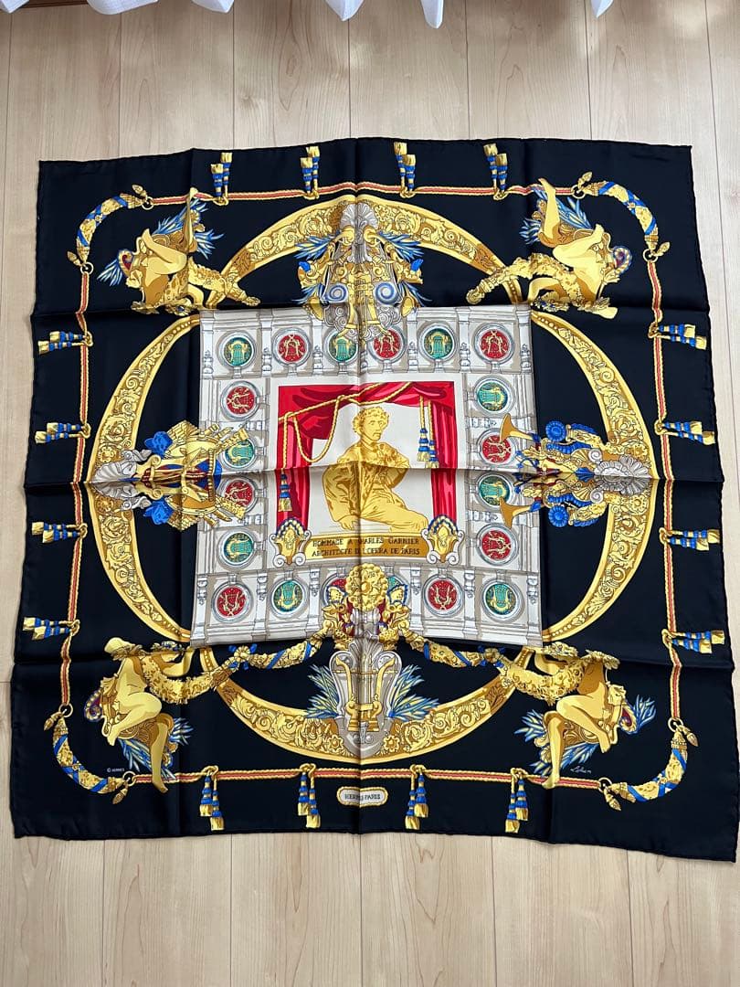 【美品】エルメス　カレ90 『シャルルガルニエへの賛辞』