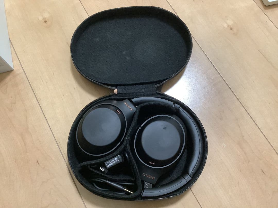 ズ*ミ様 SONY WH-1000XM4 ブラック　全付属品完備