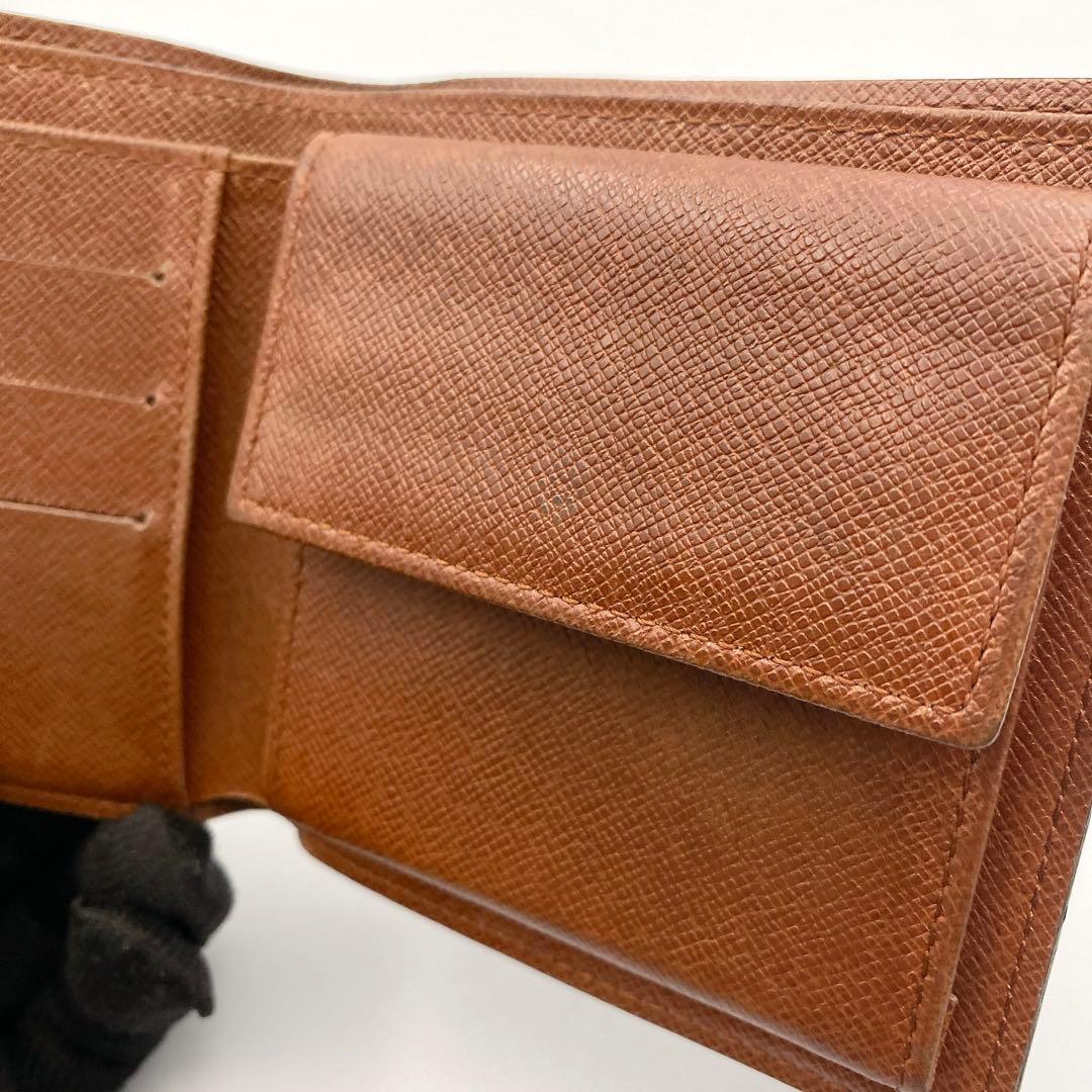 ルイヴィトン モノグラム ポルトフォイユ マルコ 二つ折り財布 型崩れ小