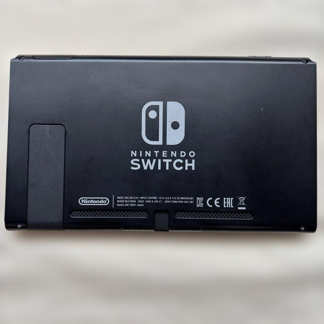 Nintendo Switch (ケースに割れあり)