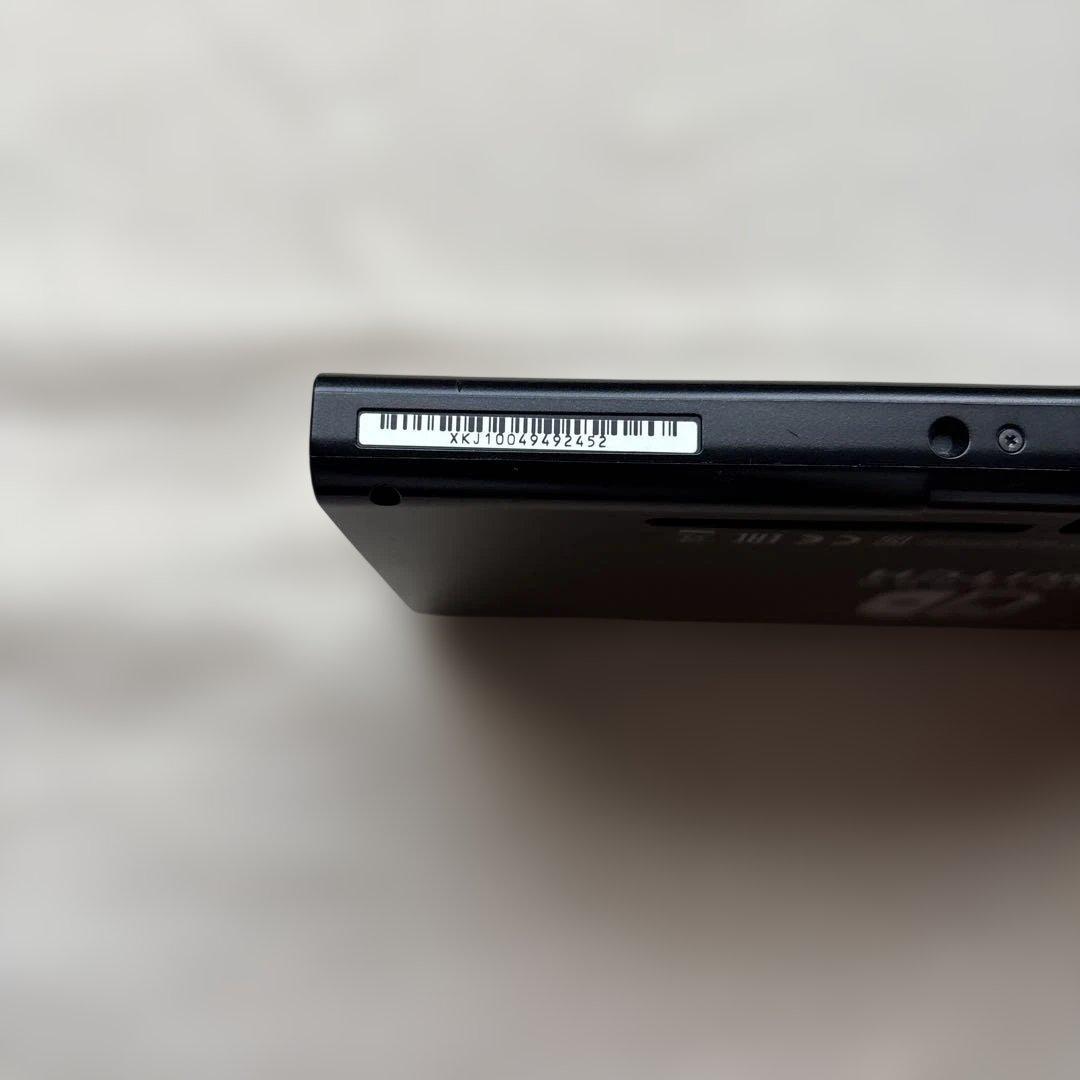 Nintendo Switch (ケースに割れあり)