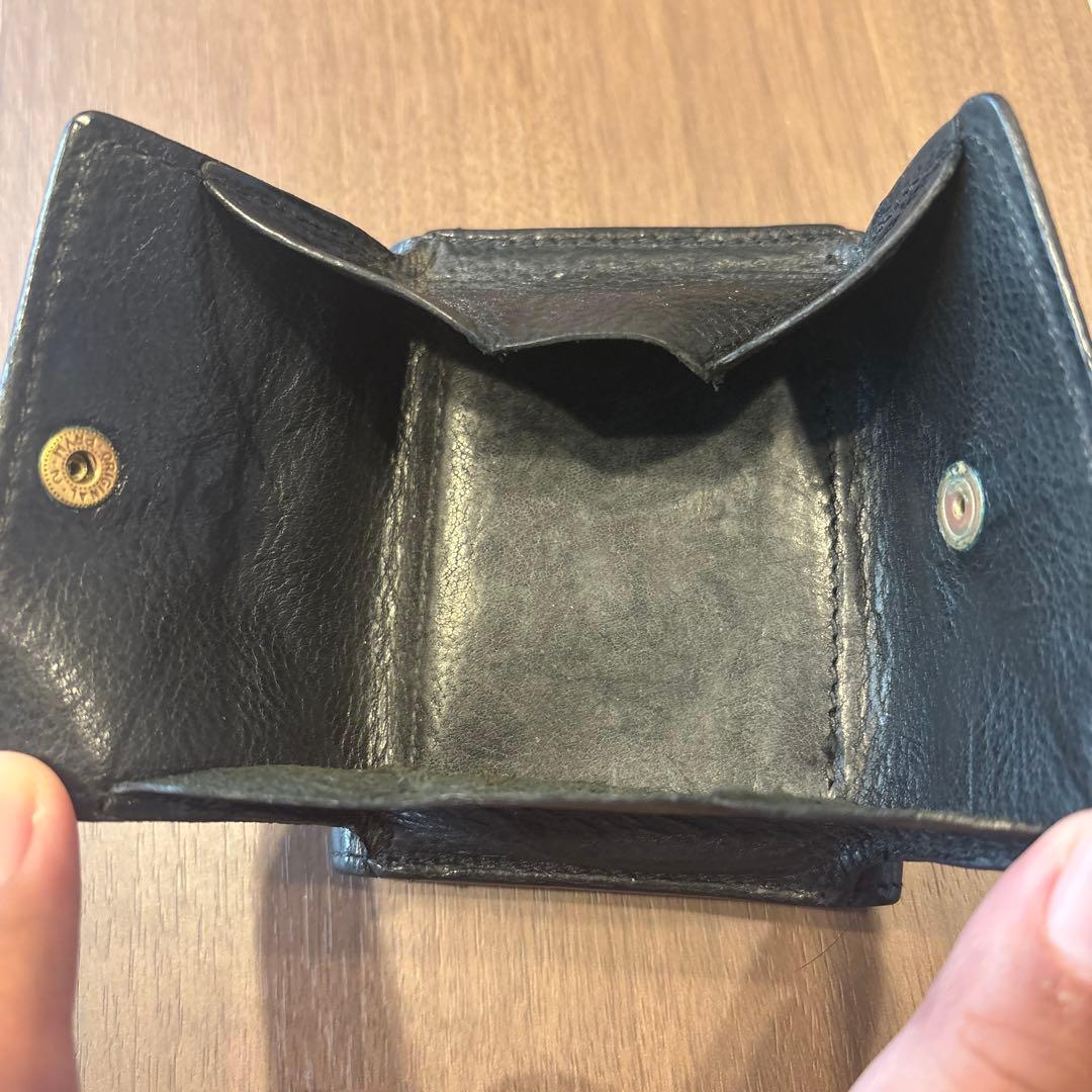 黒 レザー 三つ折り財布　イルビゾンテ　トリフォルドウォレット