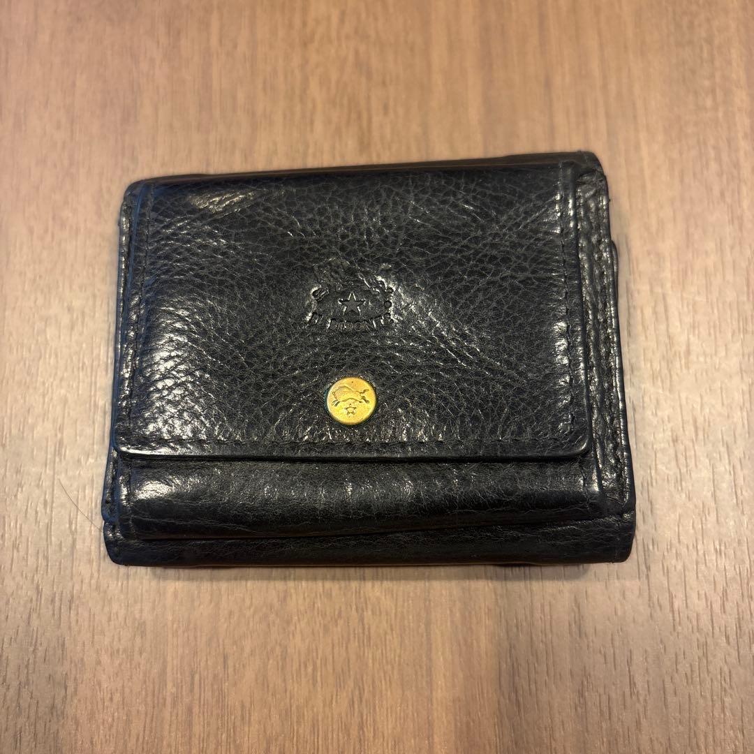 黒 レザー 三つ折り財布　イルビゾンテ　トリフォルドウォレット