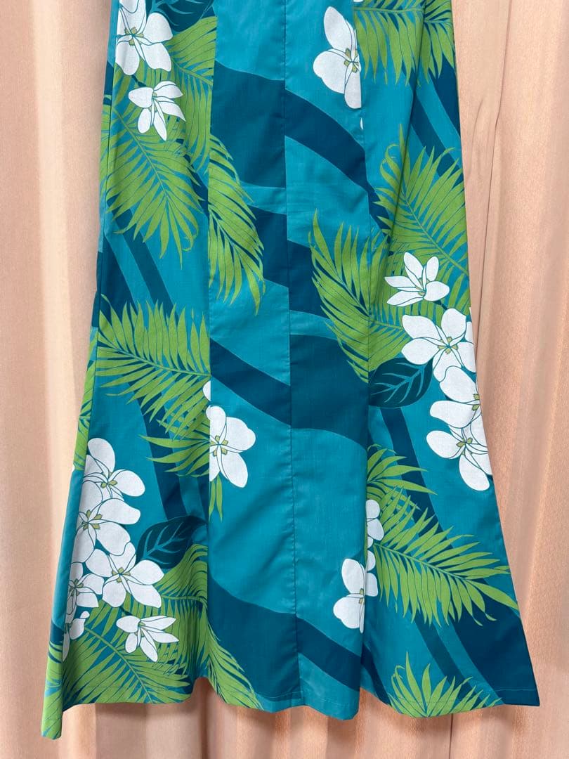 フラダンス衣装　花柄　グリーンMUUMUU PARADISEワンピース