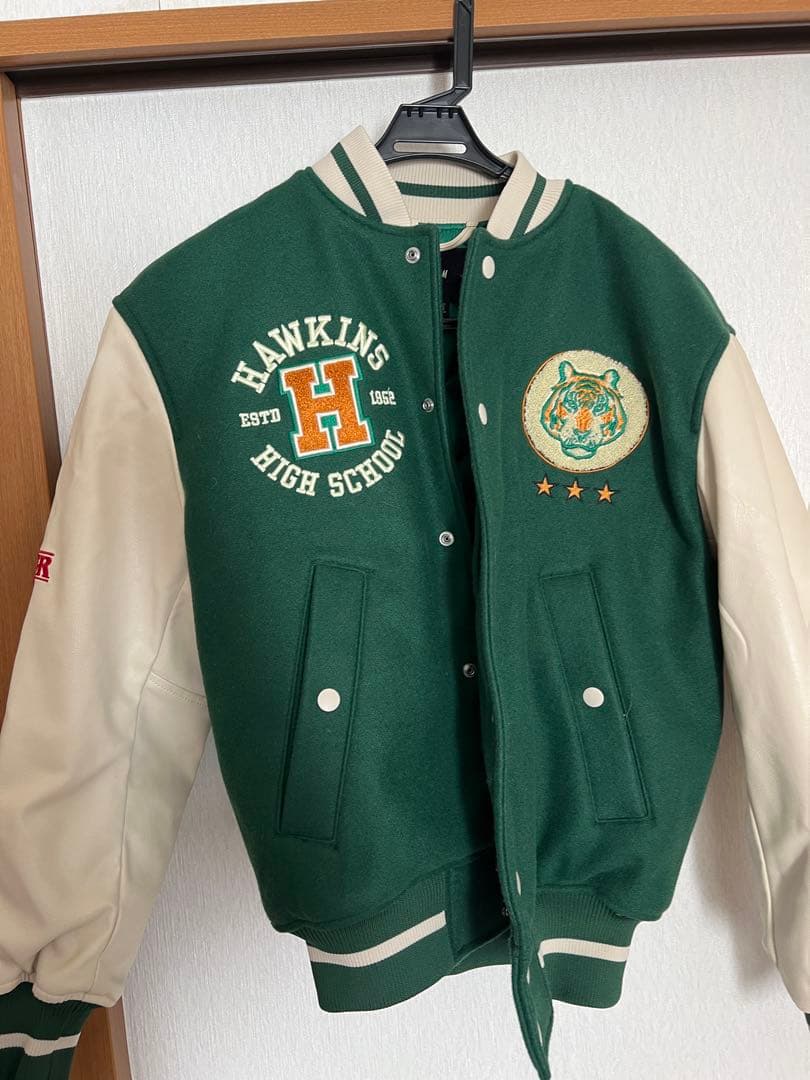 StrangerThings Hawkins High School スタジャン