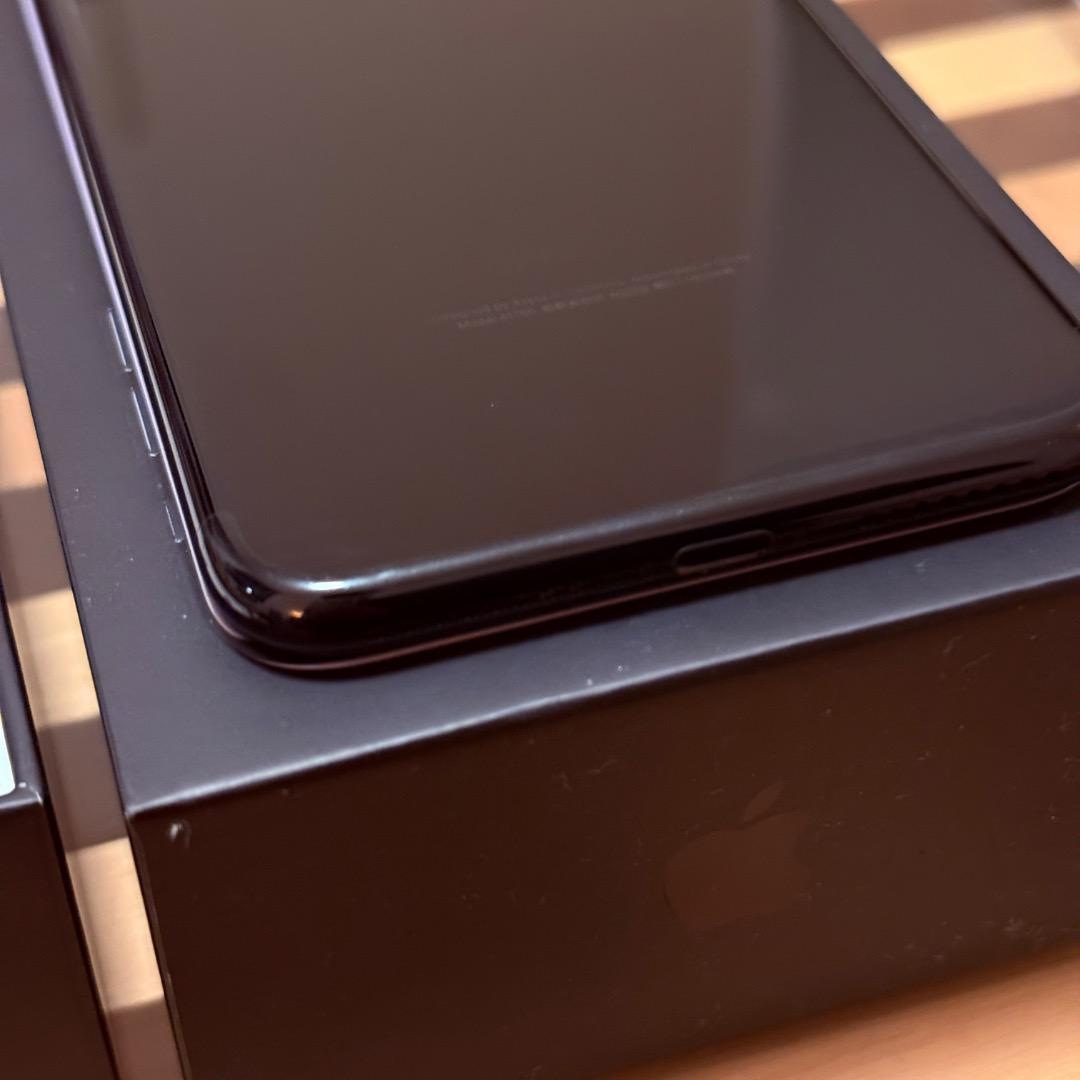 Apple iPhone7plus 256GB ジェットブラック