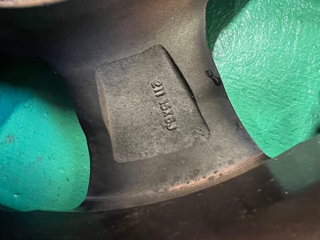 ハイエース200系純正OPモデリスタ15インチホイール