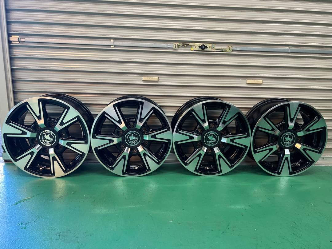 ハイエース200系純正OPモデリスタ15インチホイール