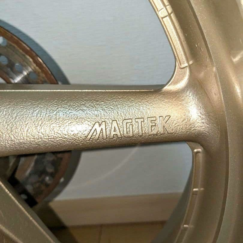 HONDA NSR250R MC18 マグテック リアホイール