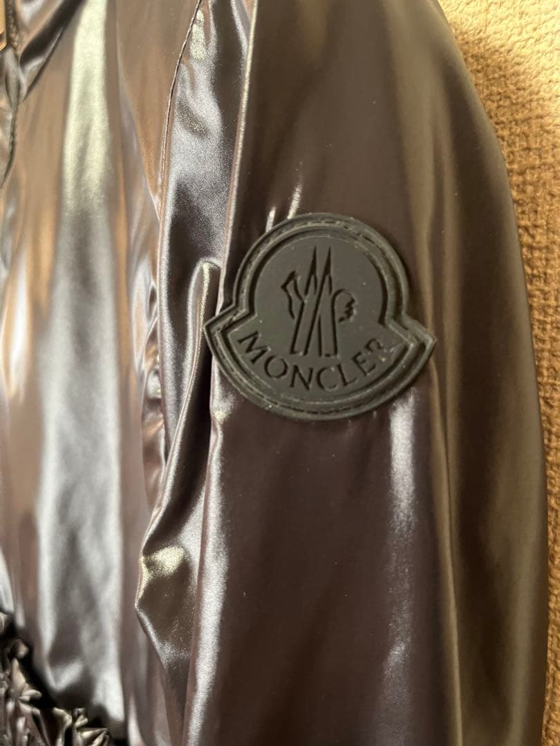 モンクレール　ブラックナイロンジャケット　150センチ