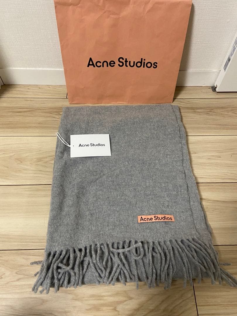 Acne Studios ストール 袋、タグ付き