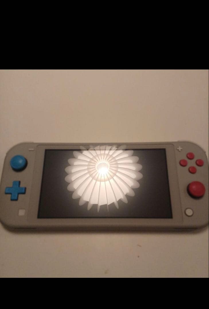 ネモム Nintendo Switch Lite ポケモンデザイン