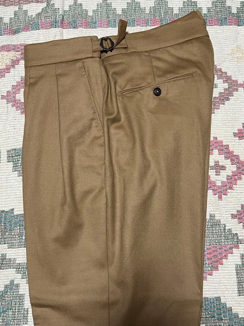 ベルウィッチ BERWICH ２プリーツ ブラウン サイドアジャスターパンツ48