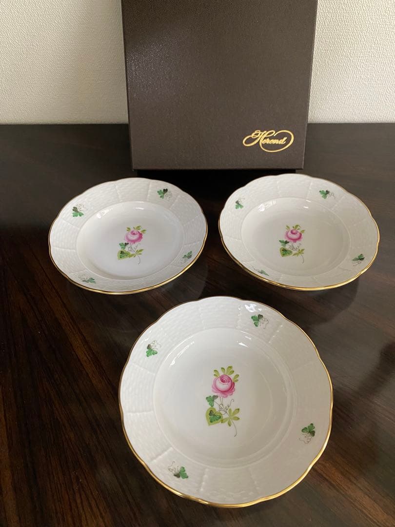 【新品】ヘレンド ウィーンの薔薇　オリエンタルボウルSサイズ3枚セット