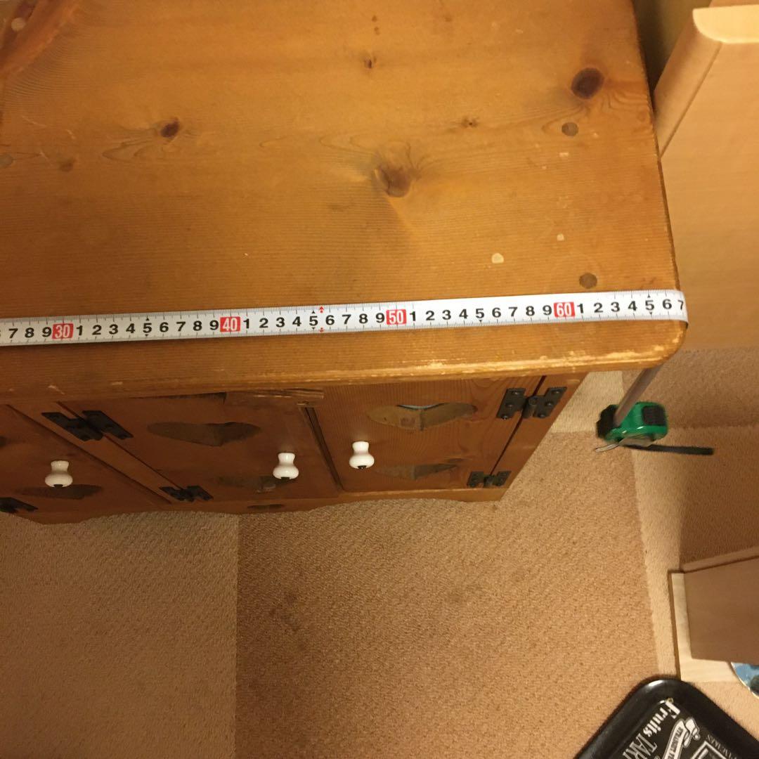 カントリー家具ハートくり抜き木製キャビネット