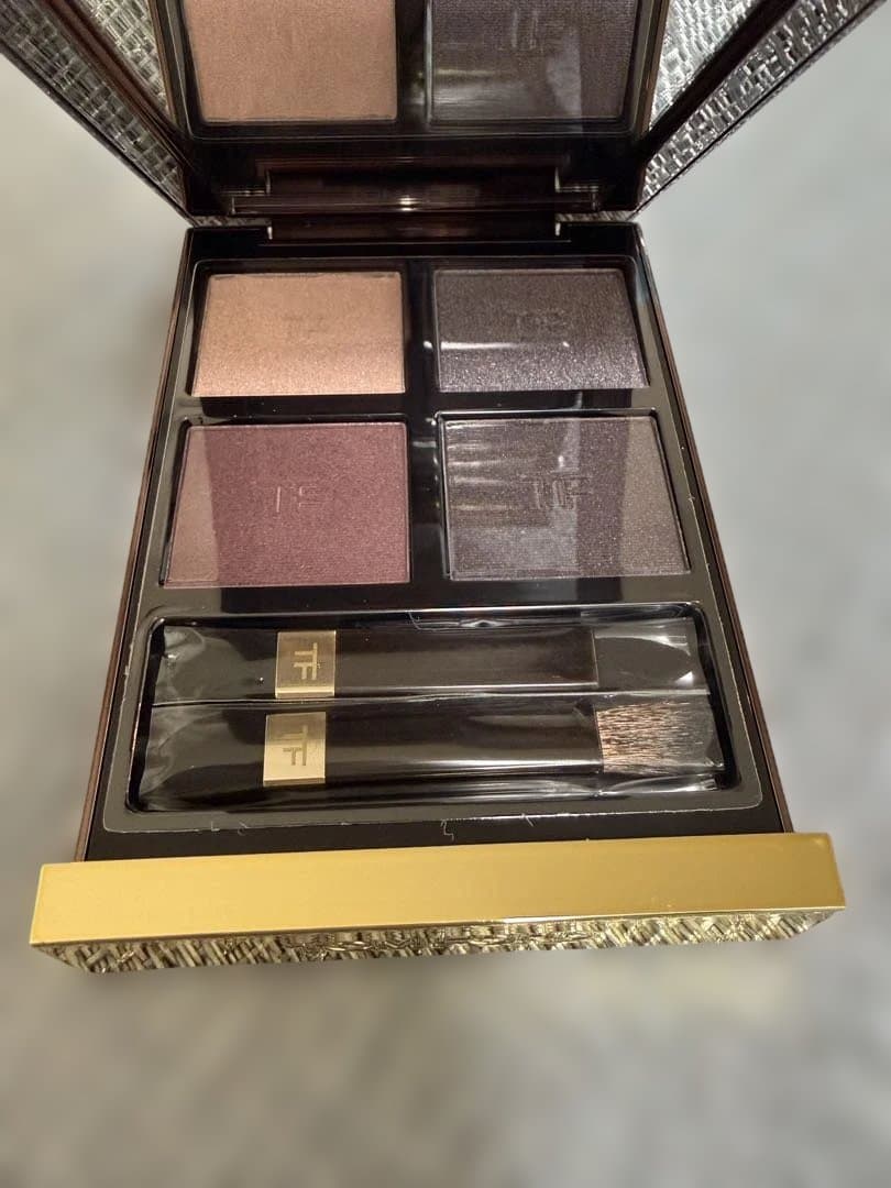 TOM FORD アイカラークォード 39C バイオレットサテン　限定