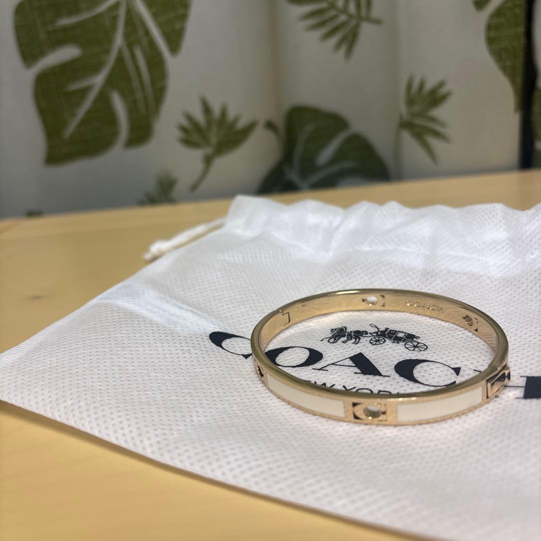 新品未使用品coachバングル