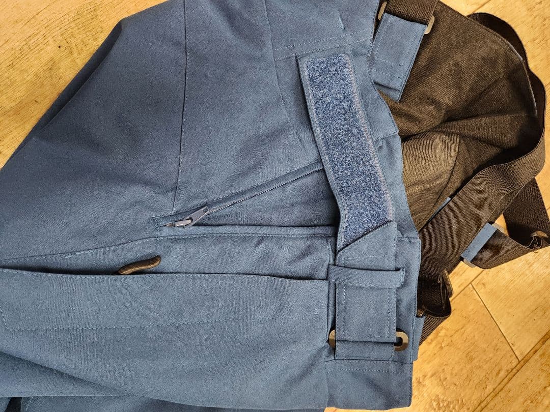 nnoumノアム　スキーウェア上下セット　Lサイズ