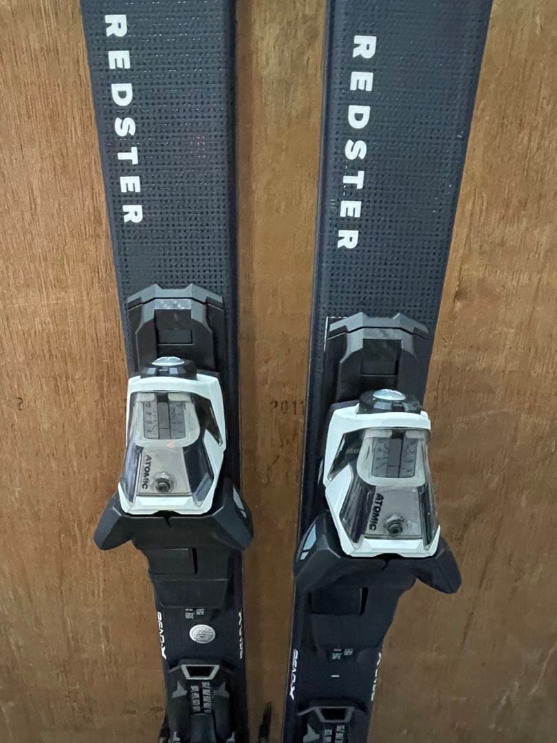 ATOMIC REDSTER MI スキー 板
