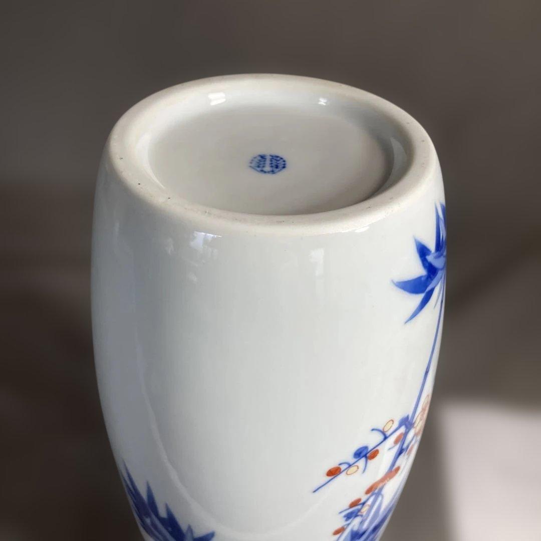 【市川光春】色鍋島の伝統　鍋島藩窯　名窯　御庭焼　市川光春作　錦竹梅菊文　花瓶