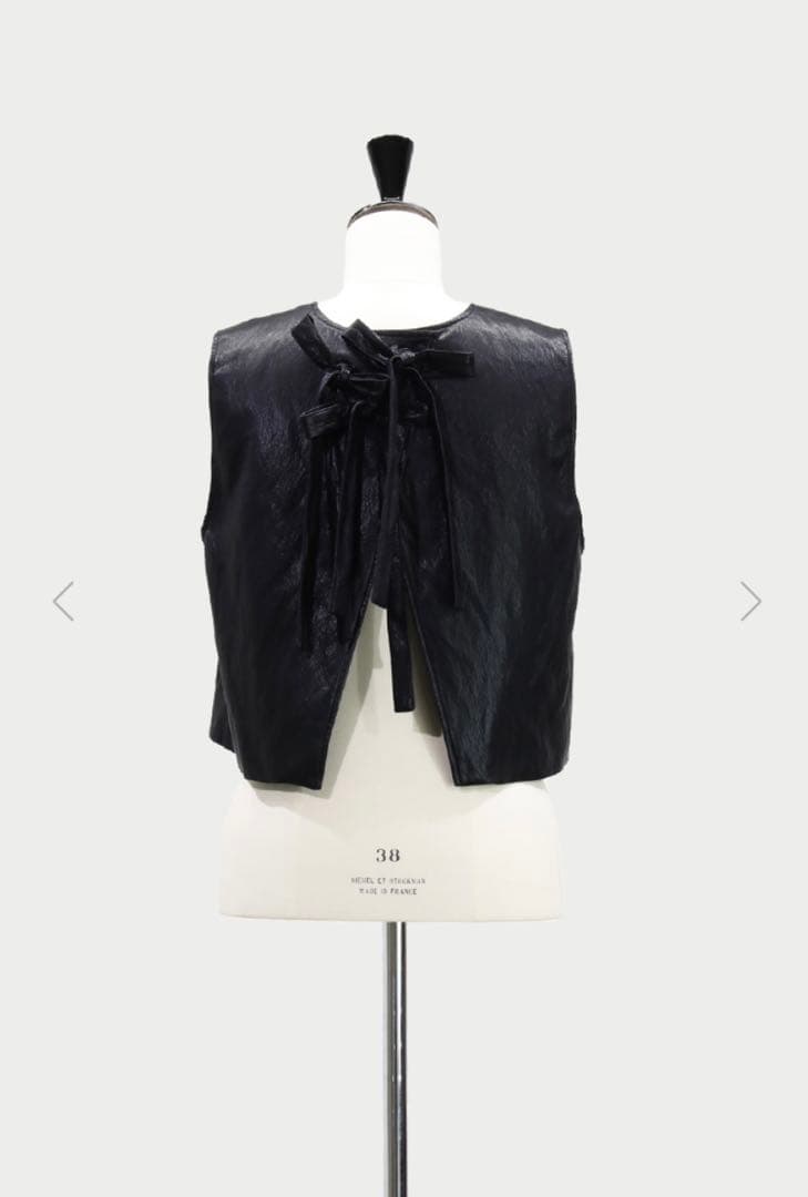 【新品】machatt エコレザーリボンベスト