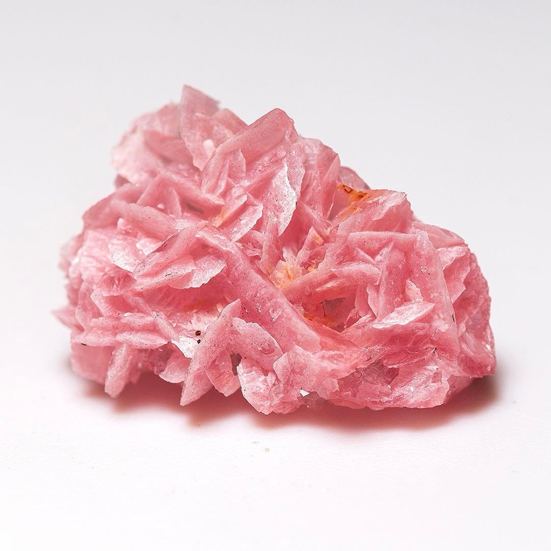 中国 ロードクロサイト 菱マンガン鉱 天然石 原石 鉱物標本 鉱石 蛍石 721