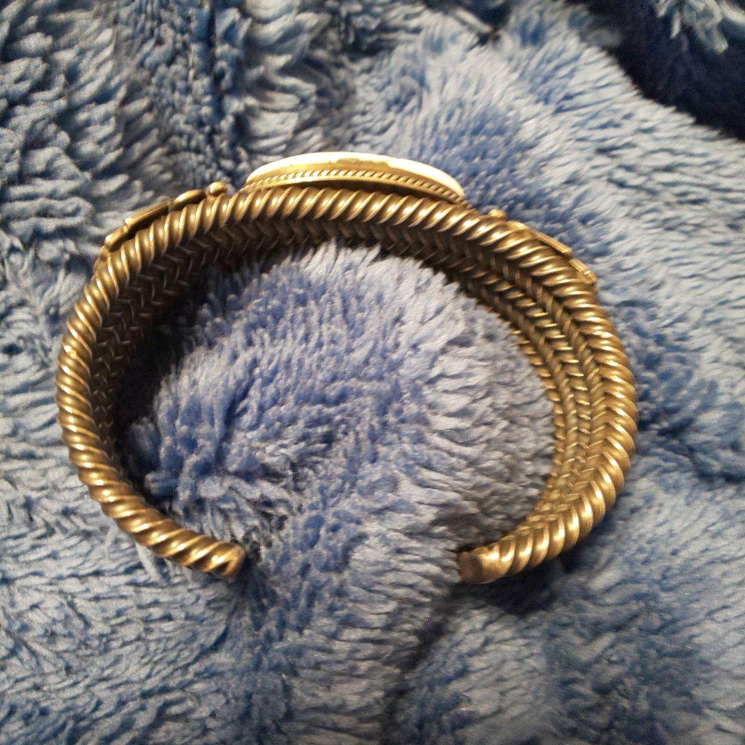 9／10迄価格！ナバホ族ゲイリーリーブス作 シルバーホワイトバッファローバングル