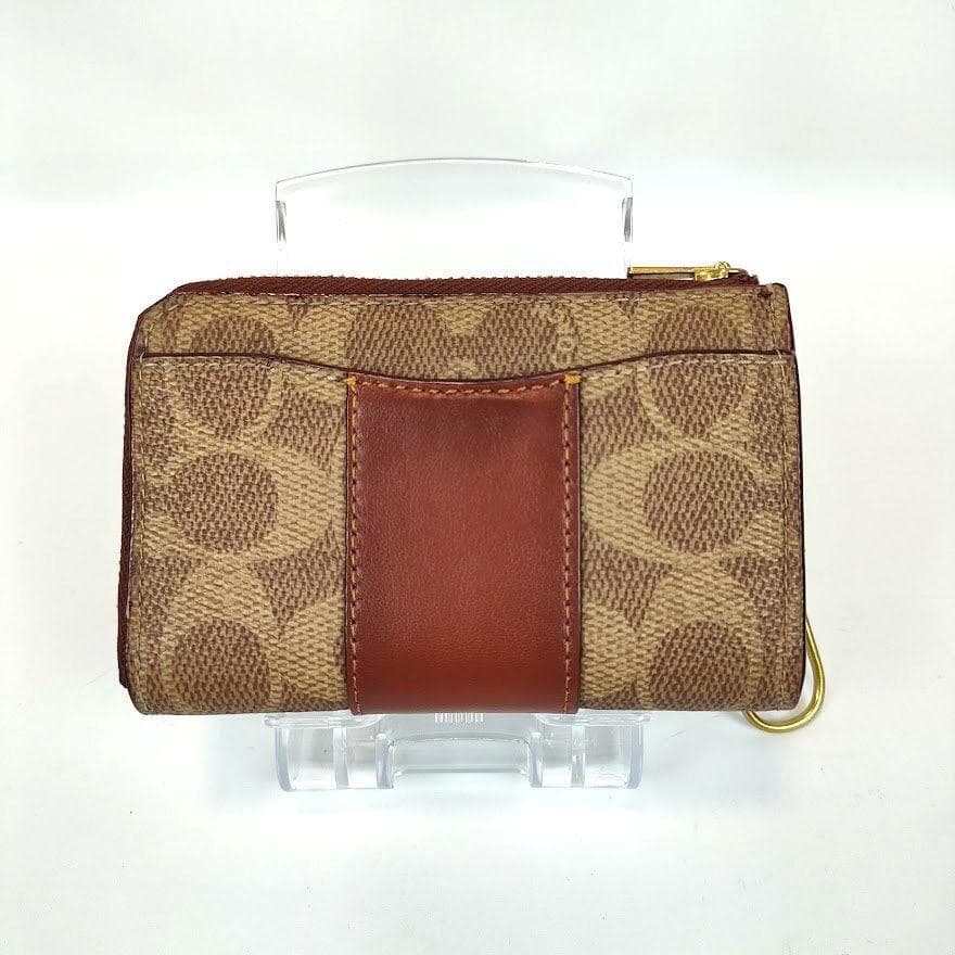 未使用 COACH コーチ エッセンシャル Lジップ キーケース シグネチャー