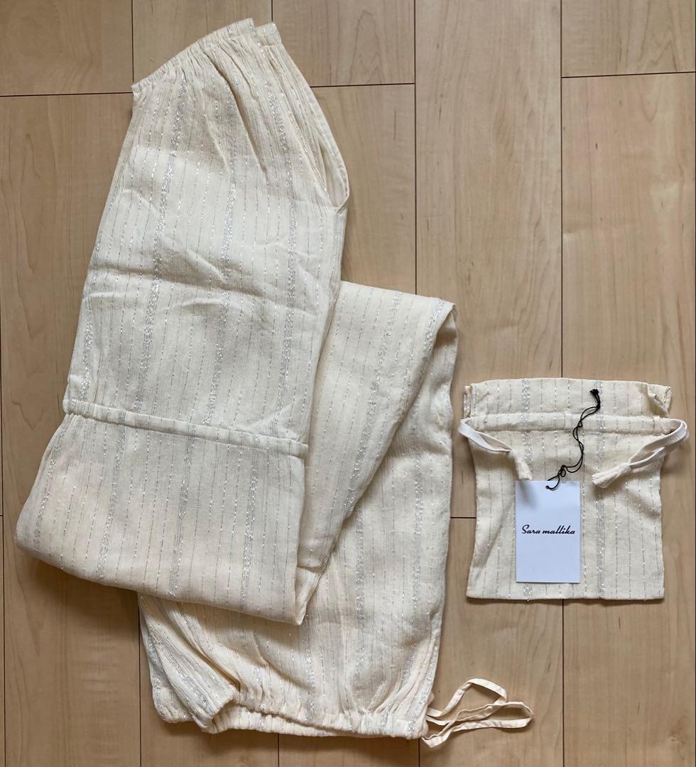 ✨未使用品✨ Sara mallika オールインワン ラメストライプ エクリュ