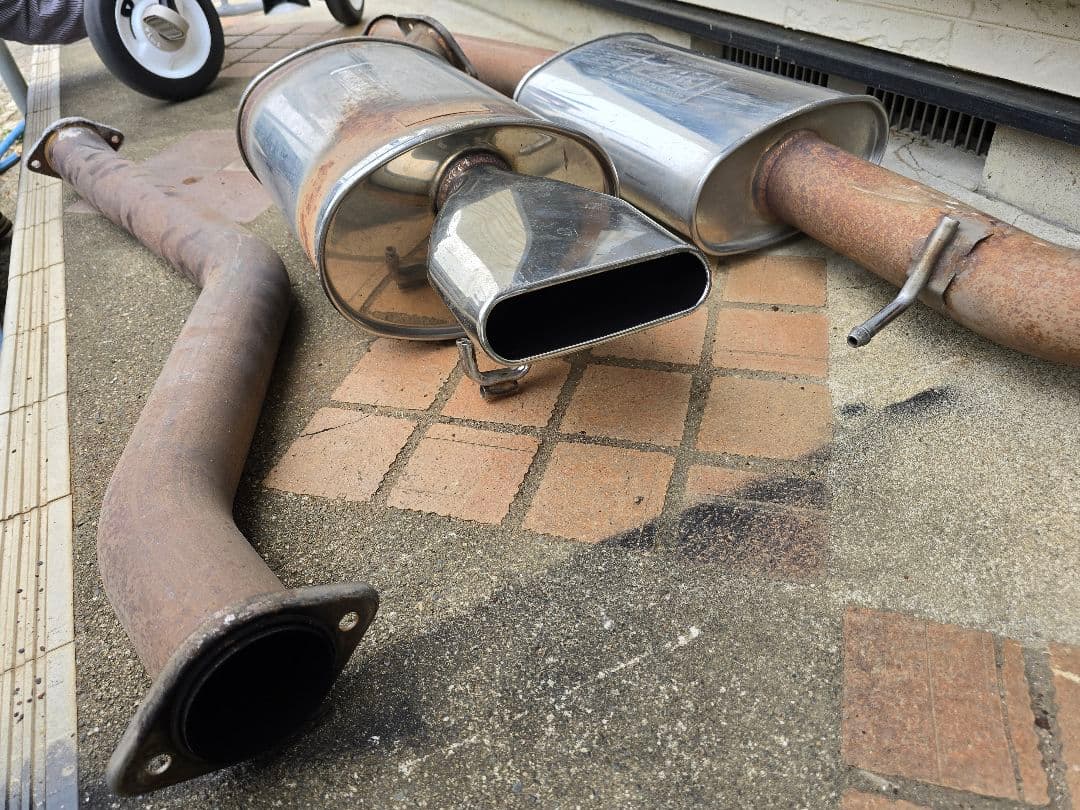 期間限定値下げ中！JZX110 フジツボ マフラー