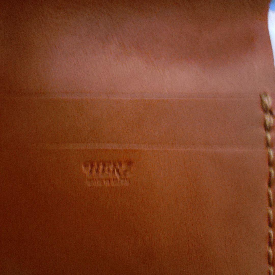 【美品】HERZ ヘルツ　ライトウォレット　2つ折り　ラウンド　チョコ　L字型