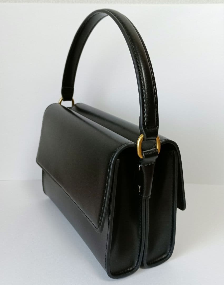 新品　未使用　ユナイテッドアローズ　ダブルフラップショルダーバッグ　ブラック