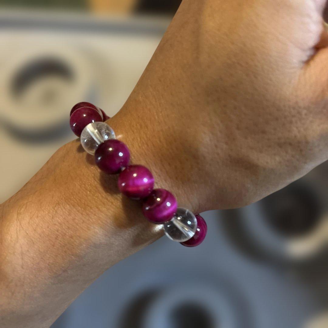 ネパールヒマラヤにあるすっごい水晶を入れたピンクタイガーアイたん！ズンズンくる！