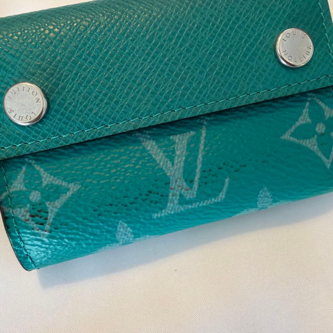 ルイヴィトン M67626 ディスカバリー コンパクト ウォレット